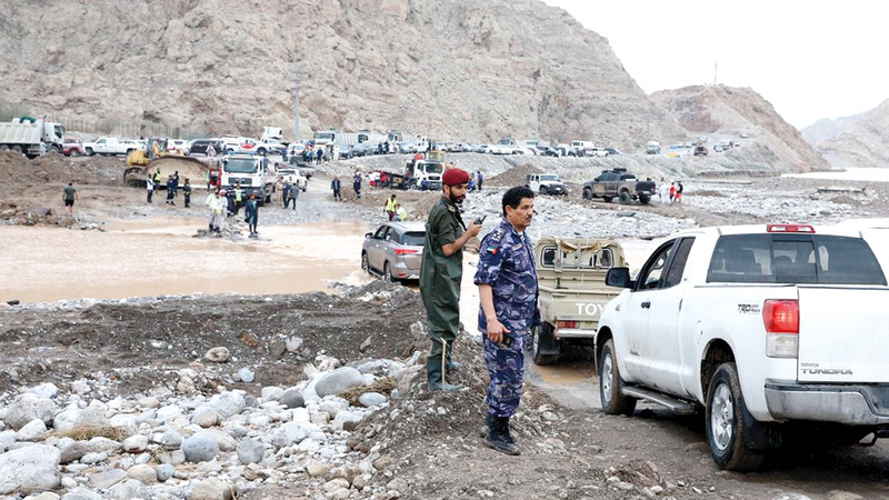 فريق الطوارئ والأزمات والكوارث المحلي برأس الخيمة يؤكد الجاهزية الكاملة للتعامل مع الحالة الجوية المتوقعة