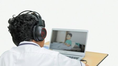 تمديد «التعليم عن بعد» يومي غداً وبعد غدٍ في المدارس الحكومية بالدولة