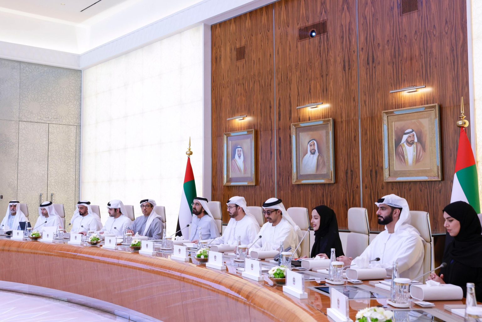 برئاسة محمد بن راشد.. مجلس الوزراء يقر 2 مليار درهم لمعالجة أضرار بيوت المواطنين