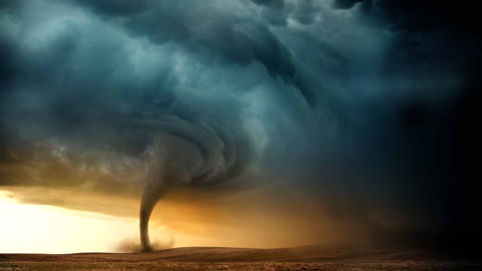 تسببت بإصابات وأضرار مادية.. زوابع قوية تضرب وسط أميركا