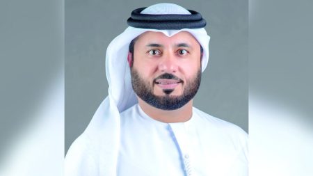 جمارك دبي تضبط 4.28 كيلوغرامات «ماريغوانا» مع مسافرة