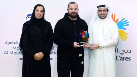 3 ملايين درهم من «ذا جيفينج موفمينت» لـ «دبي العطاء» لإغاثة غزة