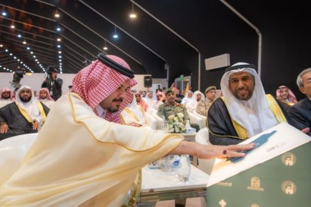 أمير المدينة المنورة يدشن مهرجان الثقافات والشعوب في دورته الـ 12