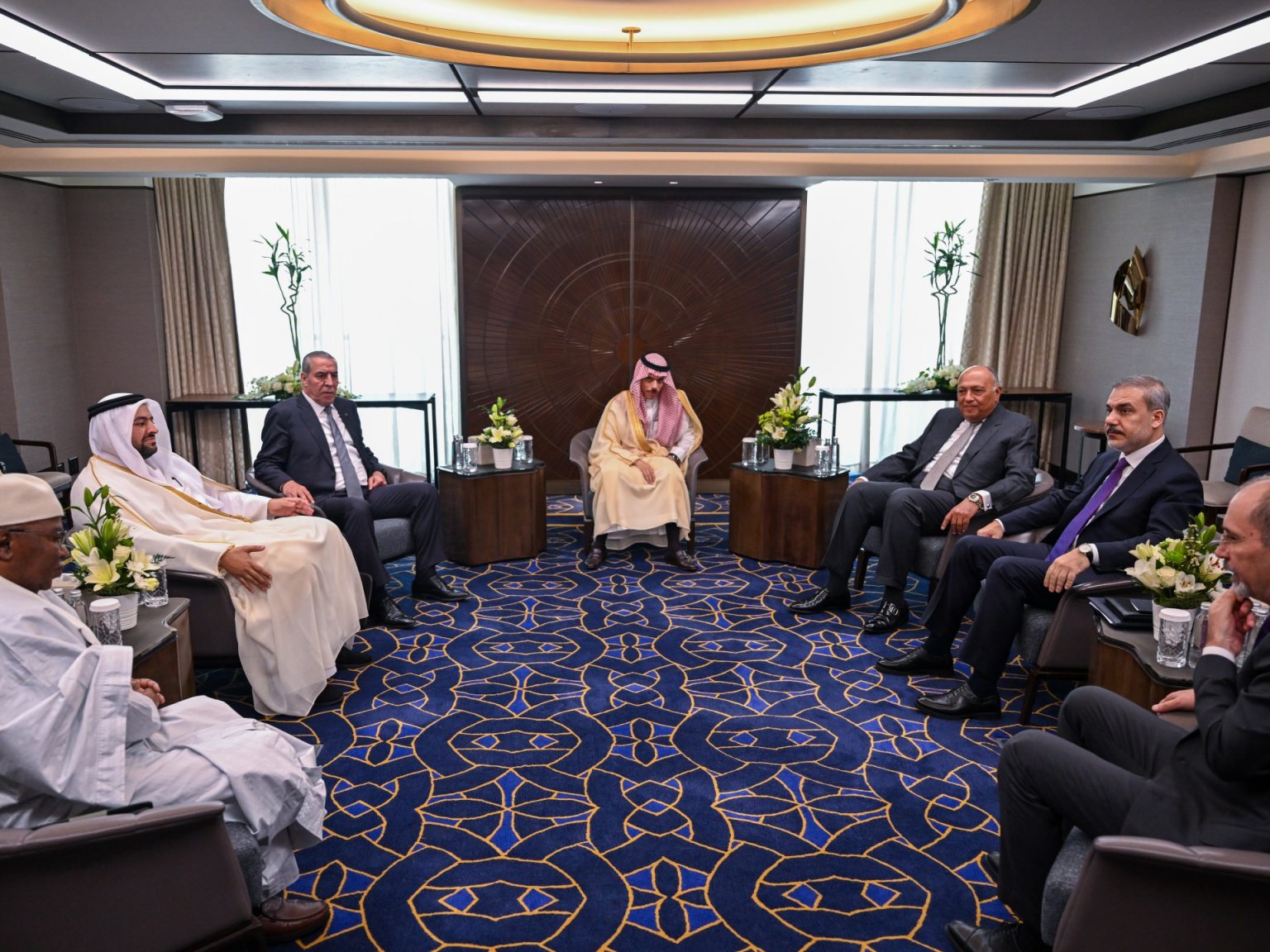 اجتماع الرياض يطالب بفرض عقوبات فاعلة على إسرائيل ووقف تصدير السلاح