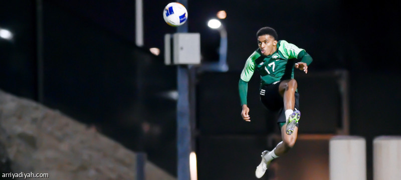 الأخضر الأولمبي يطبق تكتيك «الآسيوية»