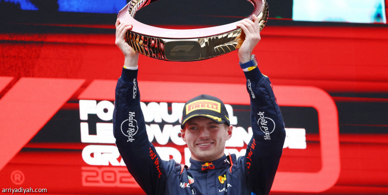 فيرستابن يُتوّج في الصين.. ويهيمن على «فورمولا 1»