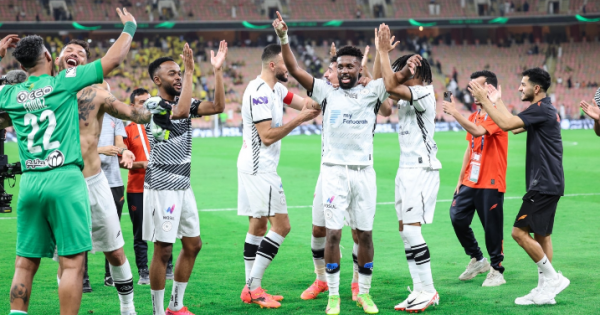 الشباب يهزم اتحاد جدة في مباراة مثيرة بدوري روشن السعودي