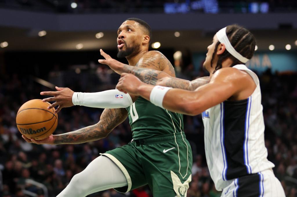 rewrite this title in Arabic Stunning bad beat on Bucks’ Damian Lillard crushes this NBA playoffs bettor