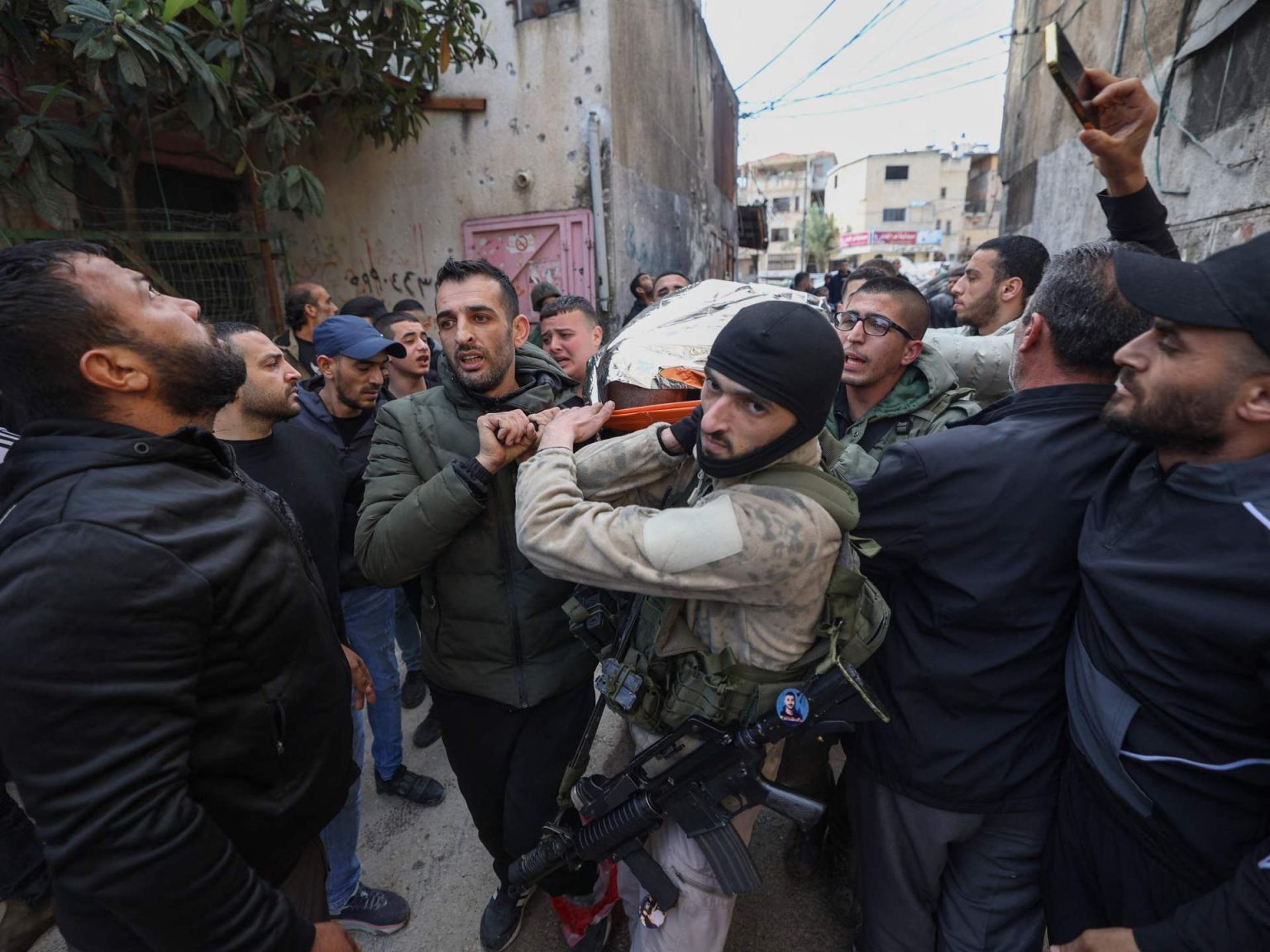 5 شهداء والمقاومة تواصل التصدي لقوات الاحتلال في طولكرم