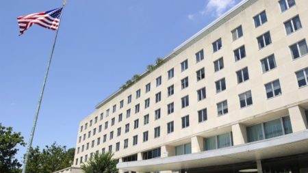 عرضت 8 أمثلة و11 حالة.. مكاتب بالخارجية الأميركية تقدم تقارير عن انتهاكات إسرائيل بغزة