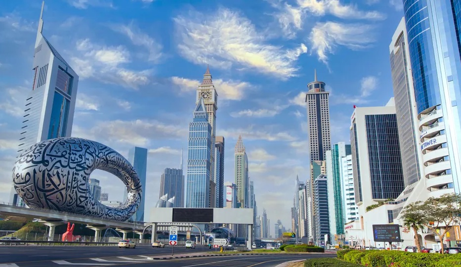 طقس الإمارات غداً.. صحو بوجه عام