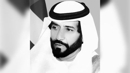 عمر بن زايد ينعى الشيخ طحنون بن محمد آل نهيان