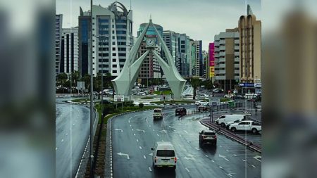 إجراءات للقيادة الآمنة في الأجواء الماطرة والضباب