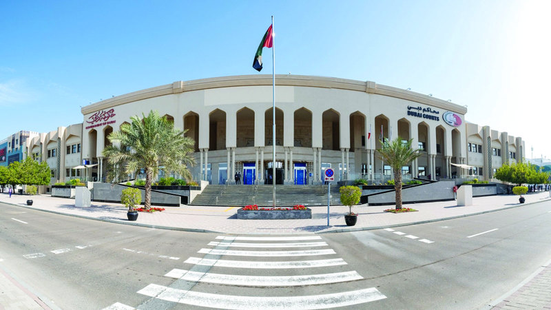 «استئناف دبي» تؤيد إدانة امرأة استولت على مدخرات «عربي»