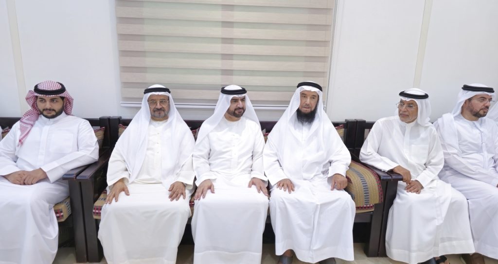 عبدالله بن سالم يعزي في وفاة مريم السلامي