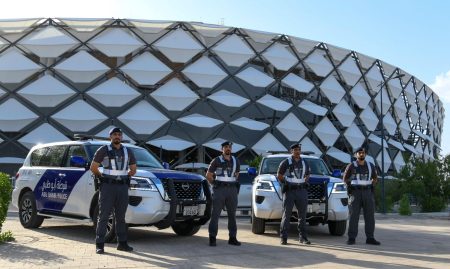 شرطة أبوظبي تحث السائقين على الالتزام بقوانين المرور
