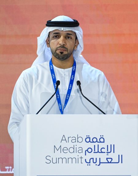 النيادي: الإمارات تؤمن بقوة الشباب ودورهم الحيوي في تطويرمجتمعاتهم