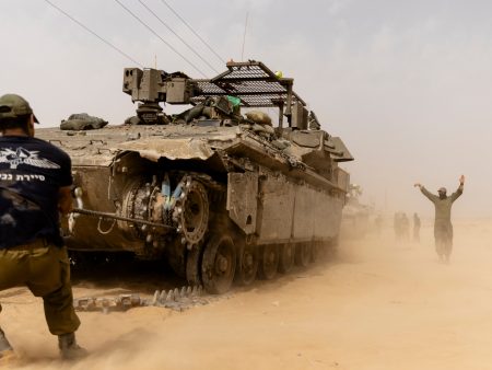 بعد أيام من قرار “العدل الدولية”.. إسرائيل تدفع بلواء سادس إلى رفح