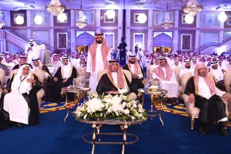 محافظ جدة يرعى الحفل السنوي لجمعية «خيركم» لتكريم 1,786 حافظاً وحافظة لكتاب الله