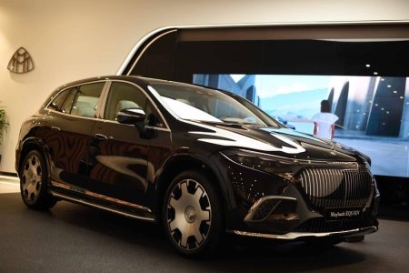 الجفالي تُعرّف بسيارة مرسيدس Maybach EQS SUV 680 الكهربائية