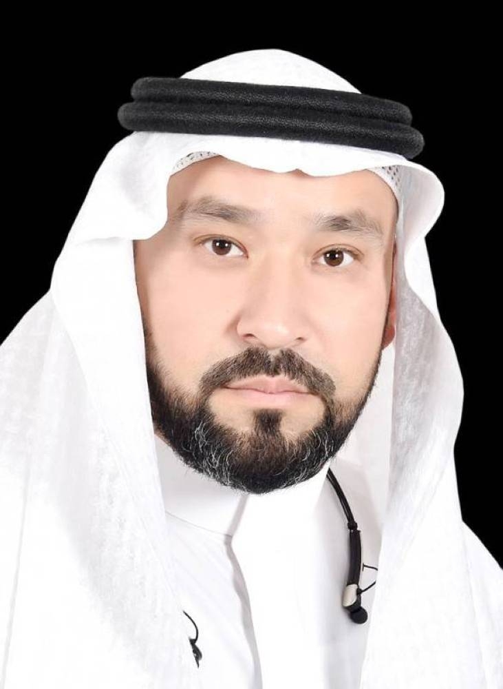 «اقلب الصفحة».. حمامة تسكن منارة مسجد