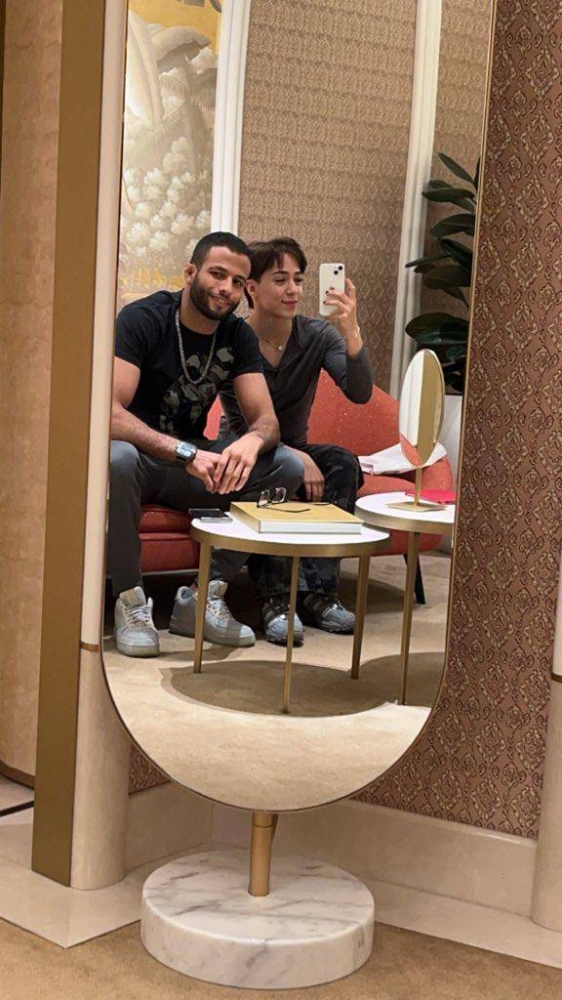 الملاكمة السعودية هتان السيف تعلن خطوبتها للملاكم عبدالله القحطاني