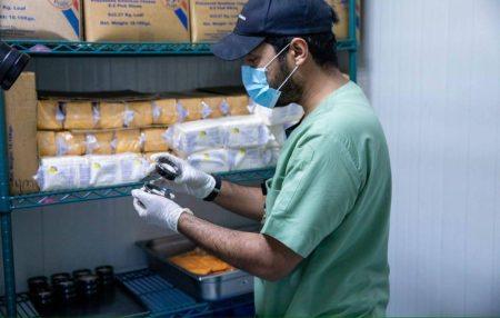 إغلاق المنشأة احترازياً.. أمانة «حفر الباطن» ترصد تسمماً غذائياً