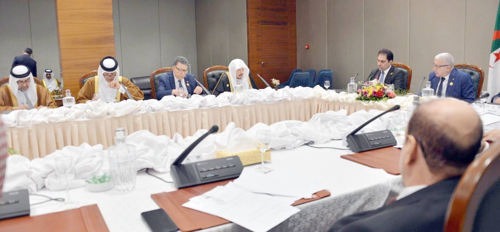 آل الشيخ يعزز التعاون مع البرلمانات العربية