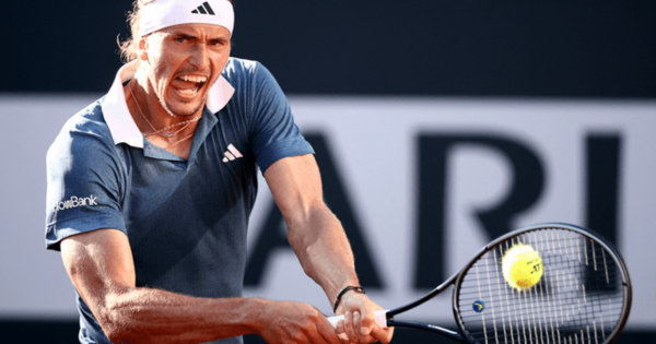 بطولة روما المفتوحة للتنس: زفيريف يتأهل للنهائي على حساب قاهر ديوكوفيتش