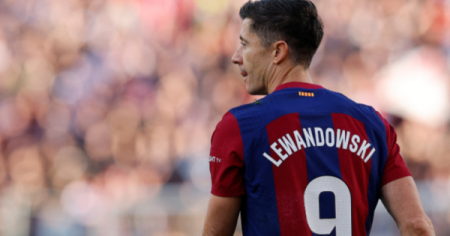 الكرة الذهبية قد تنقذ موسم ليفاندوفسكي!