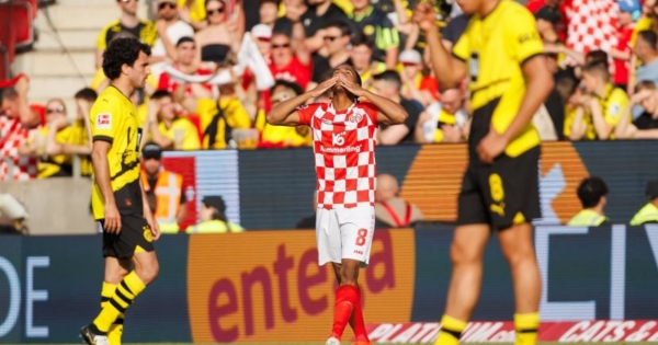 اهم مجريات المباراة بين ماينز وبوروسيا دورتموند