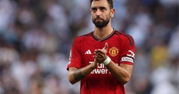 واين روني: يجب التخلص من معظم الفريق والحفاظ على برونو فرنانديز