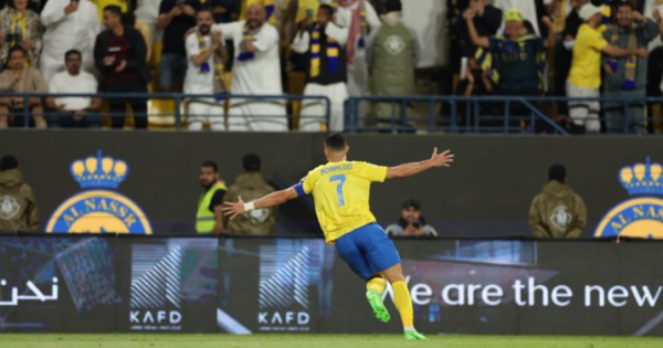 كاس خادم الحرمين الشريفين: النصر يهزم الخليج بثلاثية مذهلة ويتوجه الى النهائي