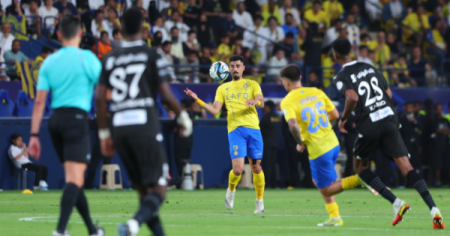 الدوري السعودي: النصر يفشل في الحاق الهزيمة الاولى بالهلال وتعادل الاخدود والاتفاق