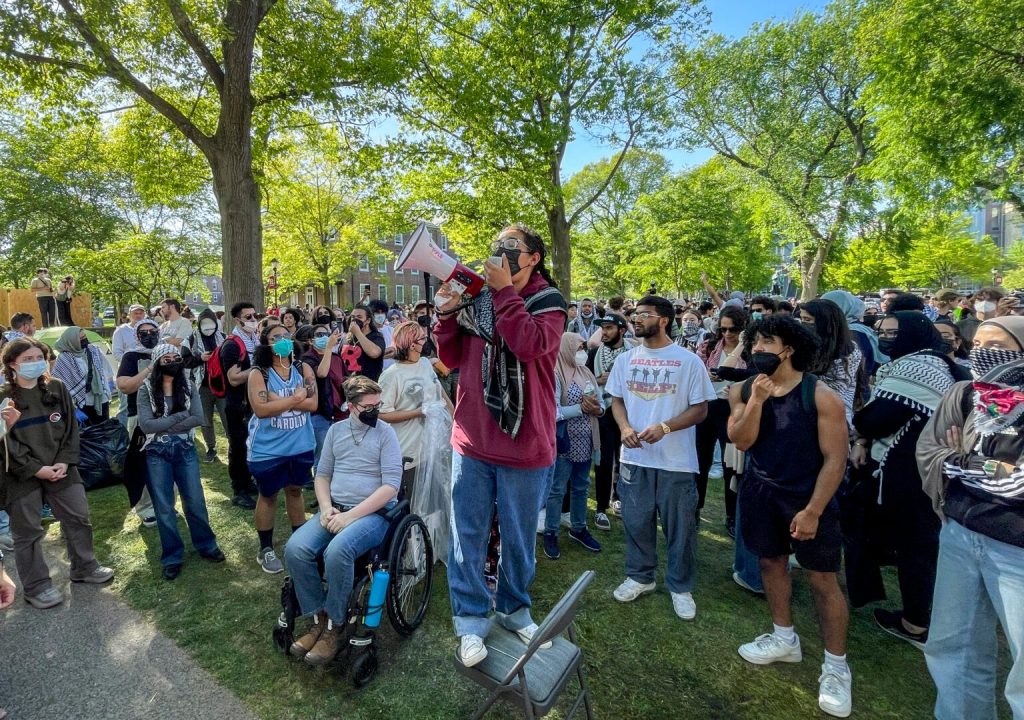 التفاوض بدل استدعاء الشرطة.. جامعة روتجرز توافق على 8 شروط لفض اعتصام الطلبة