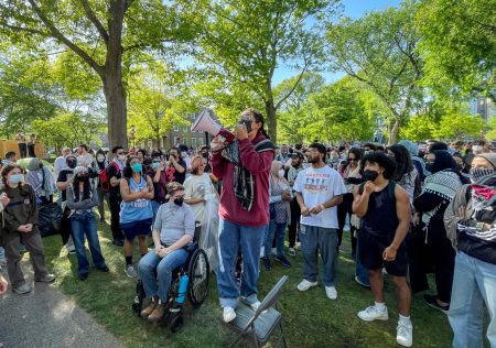 التفاوض بدل استدعاء الشرطة.. جامعة روتجرز توافق على 8 شروط لفض اعتصام الطلبة