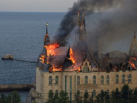 3 قتلى بقصف صاروخي روسي على أوديسا الأوكرانية