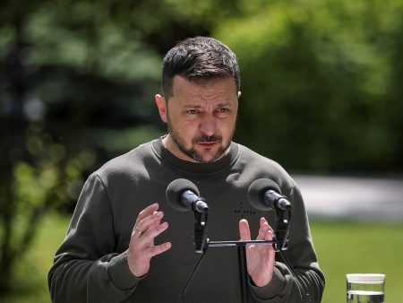 زيلينسكي: أوكرانيا لديها فقط ربع أنظمة الدفاع الجوي التي تحتاجها