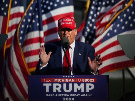 ترامب: من الممتع مشاهدة مداهمة اعتصام مناصر للفلسطينيين