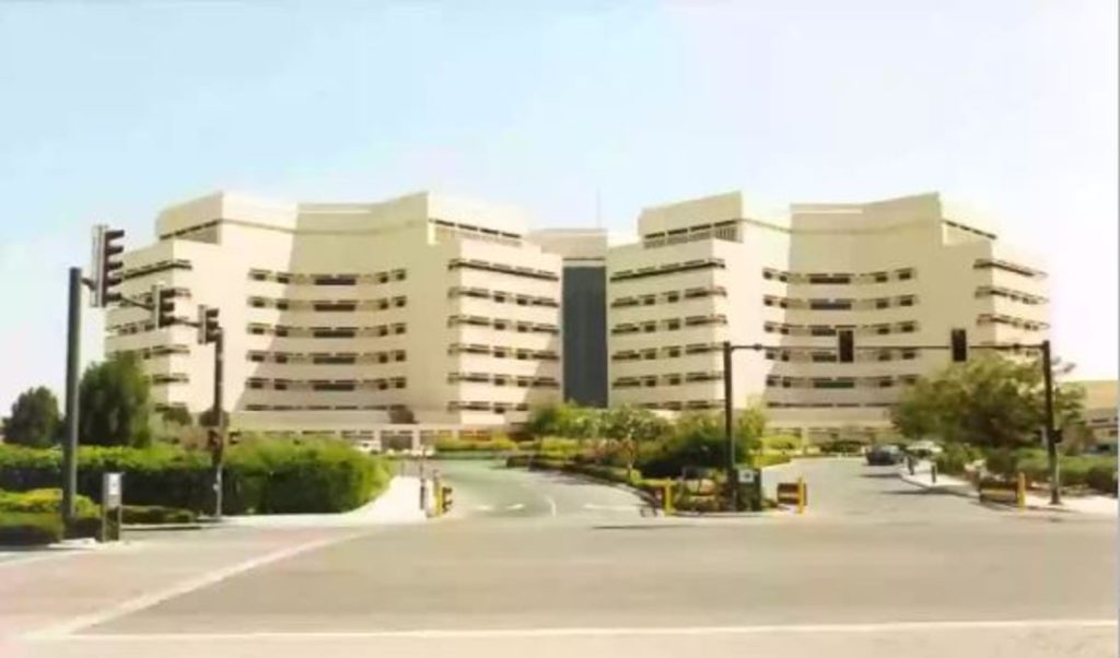 جامعة الملك عبدالعزيز تحصل على براءة اختراع في تطوير توصيل المناظير بالأدوات الجراحية الأخرى