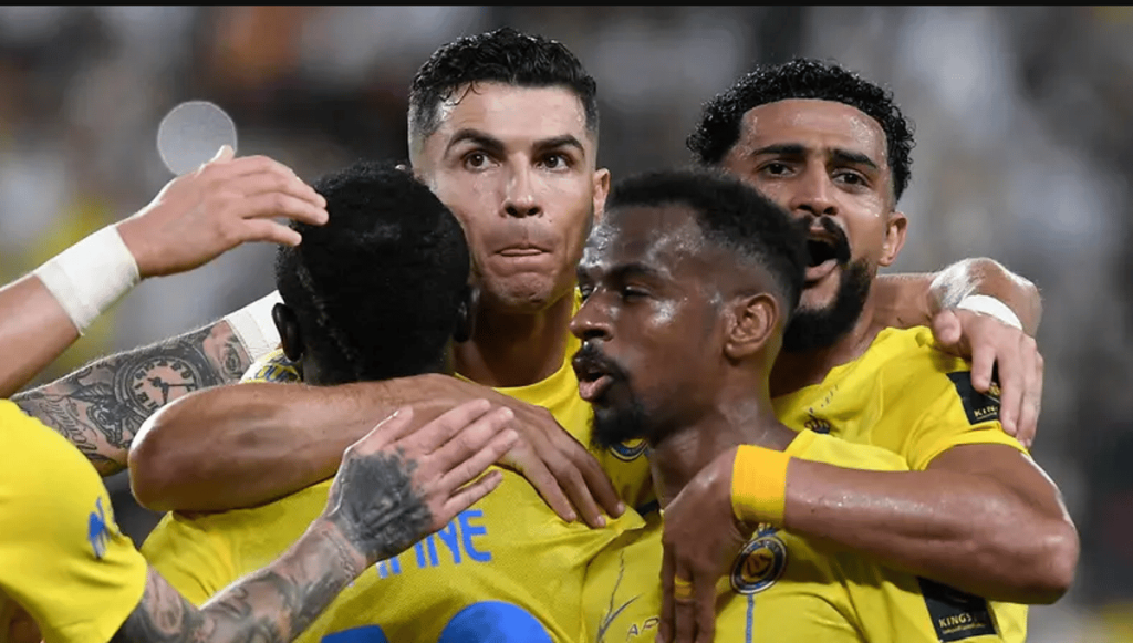 النصر يهزم الخليج بثلاثية ويتأهل إلى نهائي كأس الملك