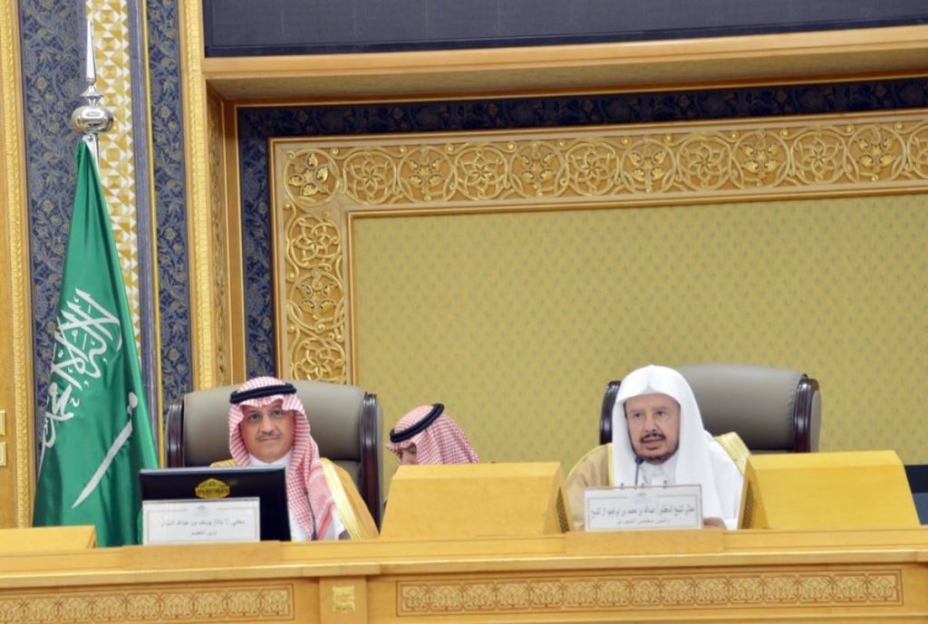 تشمل المعلم والطالب وتجربة الفصول الثلاثة.. وزير التعليم يرد على تساؤلات أعضاء «الشورى»