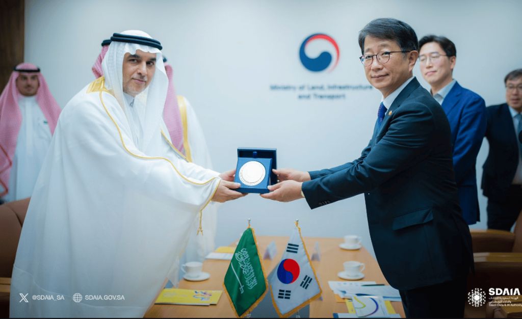 رئيس «سدايا» يبحث مع الجانب الكوري مشروعات تقنيات الذكاء الاصطناعي والمدن الذكية بالمملكة