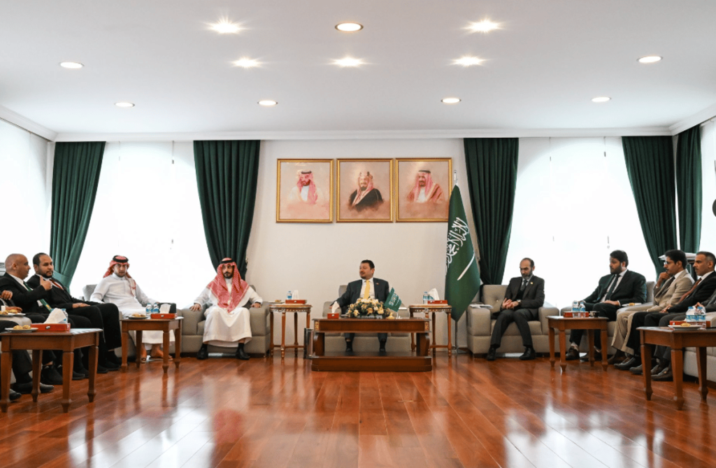 سفير خادم الحرمين الشريفين لدى تركيا يستقبل فريق مبادرة «طريق مكة» في أنقرة