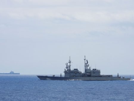 تايوان ترصد 26 طائرة وسفنا صينية