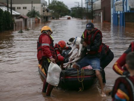 37 قتيلا وعشرات المفقودين جراء أمطار غزيرة في البرازيل