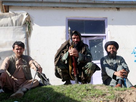 مقتل 3 من قوات الأمن بأفغانستان وتنظيم الدولة يتبنى الهجوم