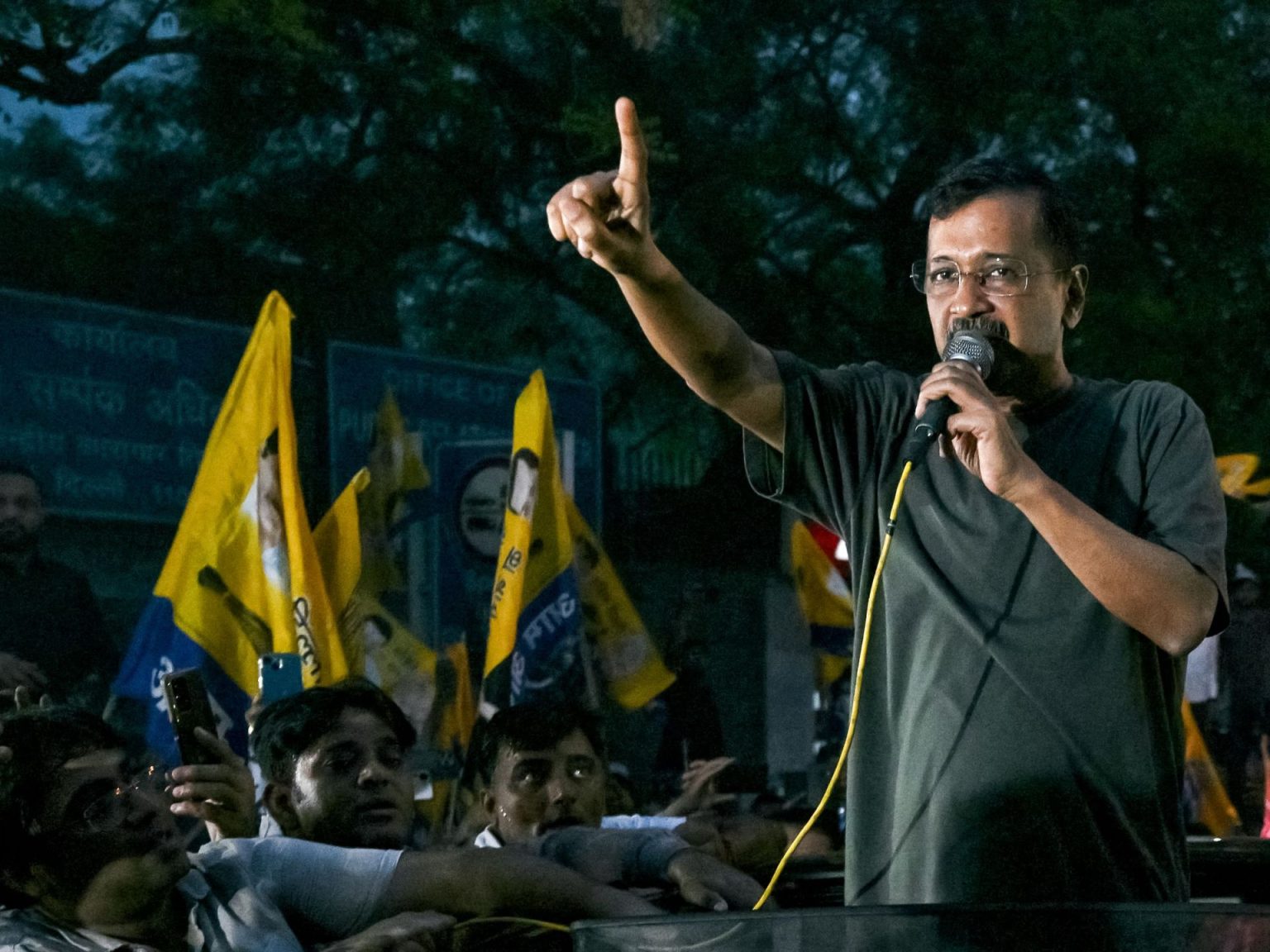 زعيم معارض يحث الهنود على مقاومة “الدكتاتورية”