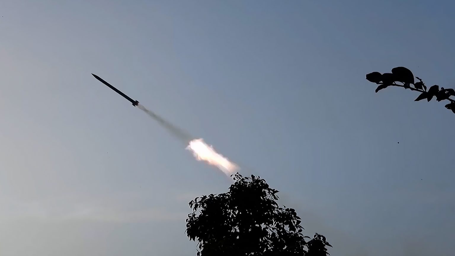 كتائب القسام تنشر لأول مرة لقطات لقصف مواقع إسرائيلية من جنوب لبنان