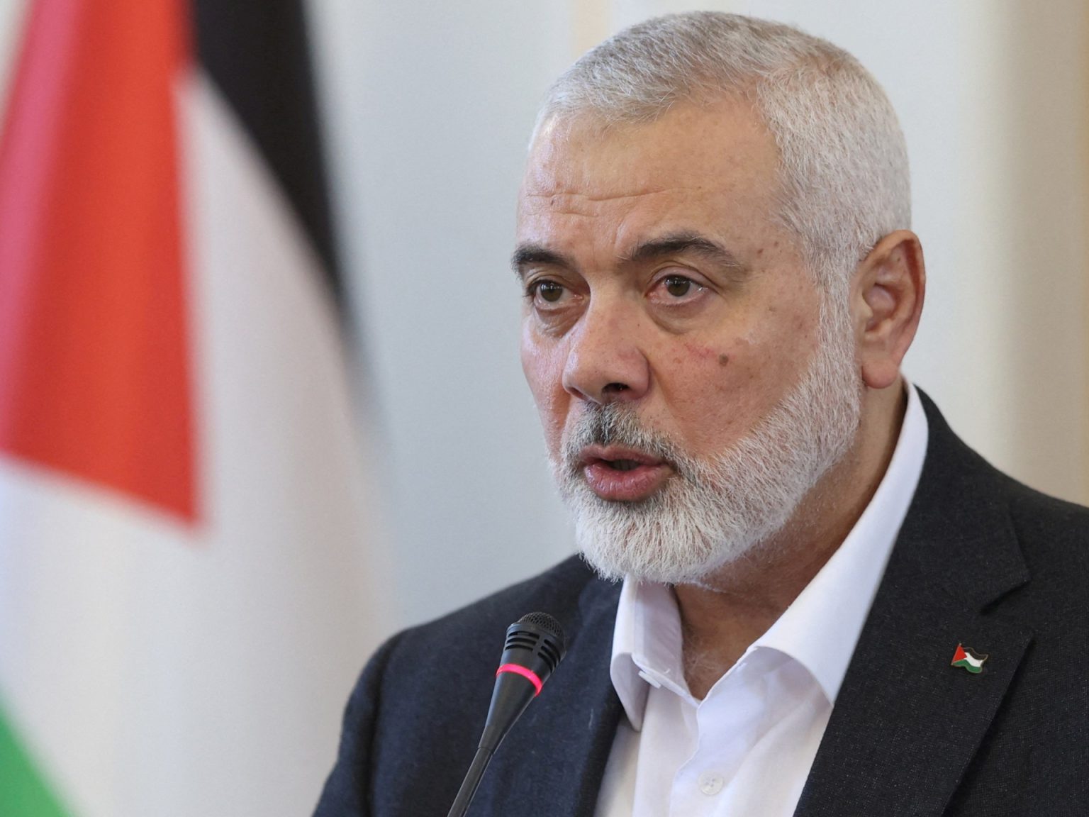 صفقة التبادل.. حماس تحذر ونتنياهو يتشدد وواشنطن متفائلة